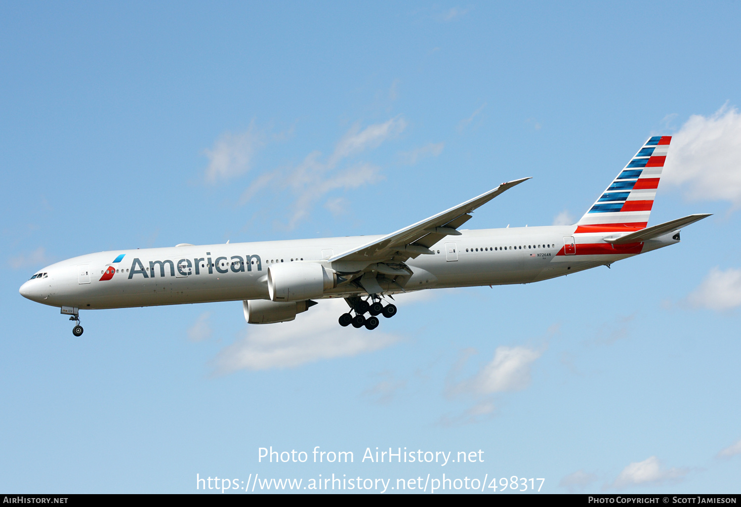 Aircraft Photo of N726AN | Boeing 777-323/ER | American Airlines | AirHistory.net #498317