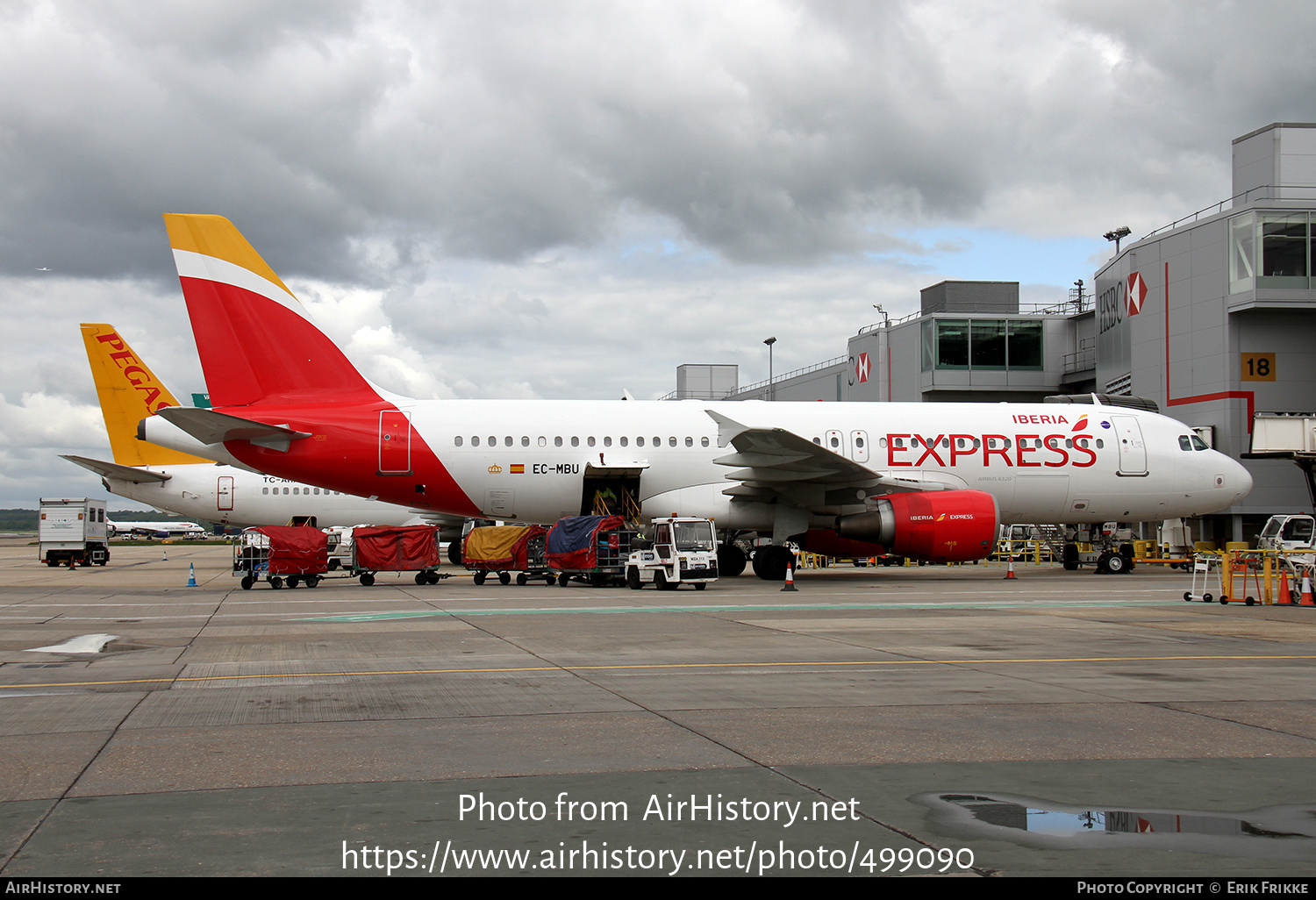 Aircraft Photo of EC-MBU | Airbus A320-214 | Iberia Express | AirHistory.net #499090