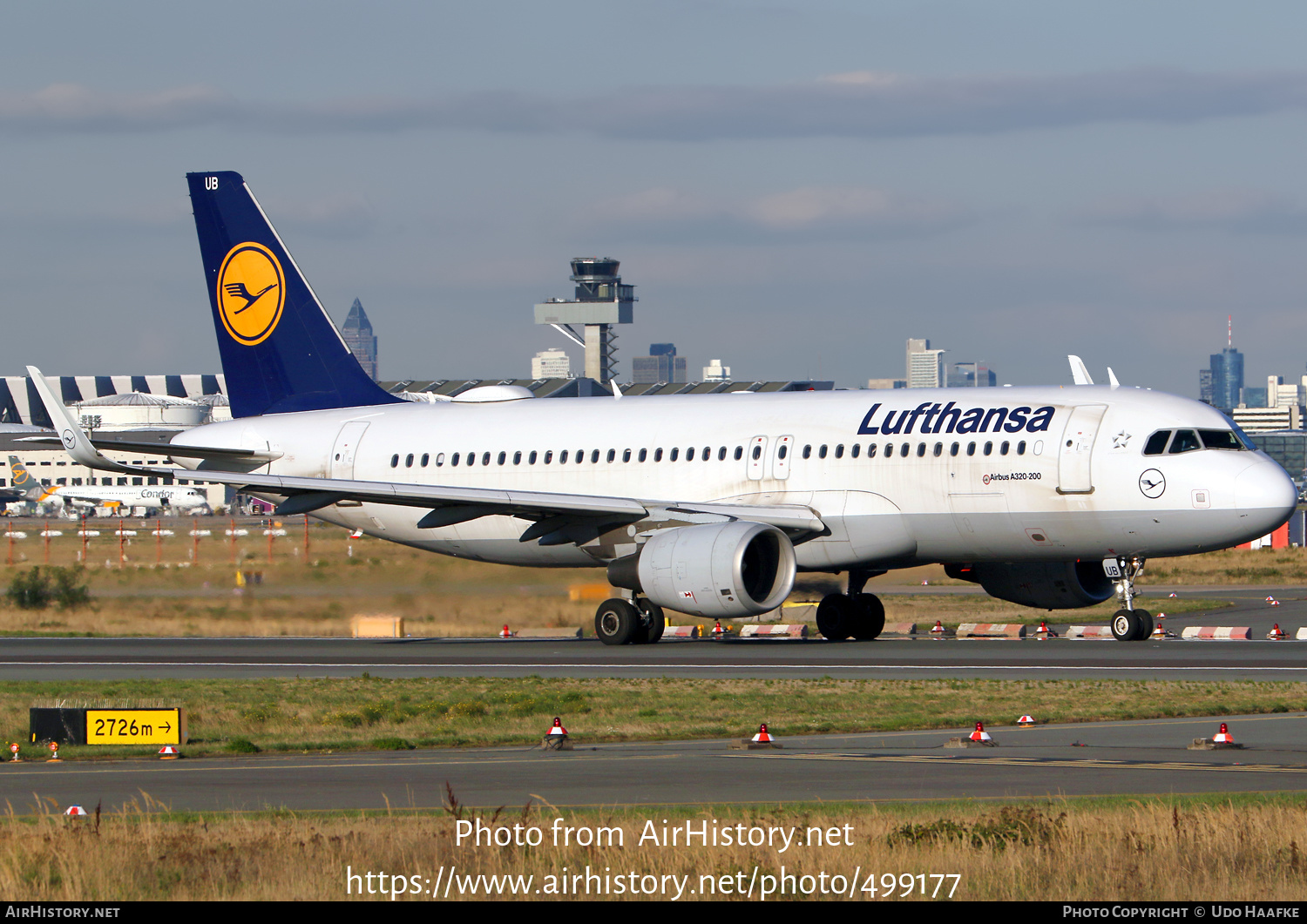 Aircraft Photo of D-AIUB | Airbus A320-214 | Lufthansa | AirHistory.net #499177