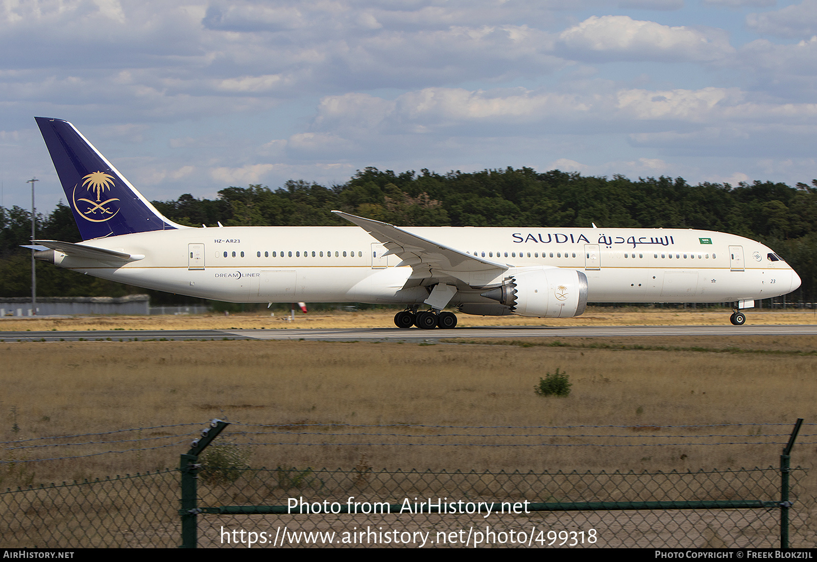 Aircraft Photo of HZ-AR23 | Boeing 787-9 Dreamliner | Saudia - Saudi Arabian Airlines | AirHistory.net #499318