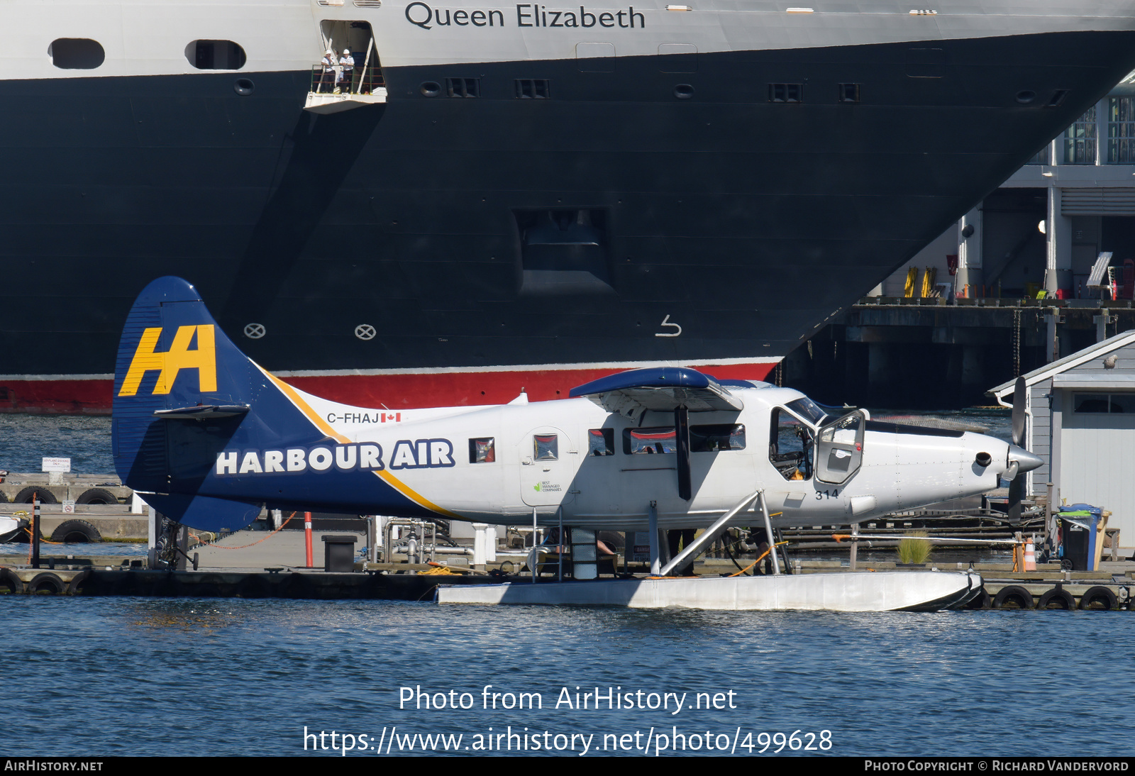 Aircraft Photo of C-FHAJ | De Havilland Canada DHC-3T... Turbo Otter | Harbour Air | AirHistory.net #499628