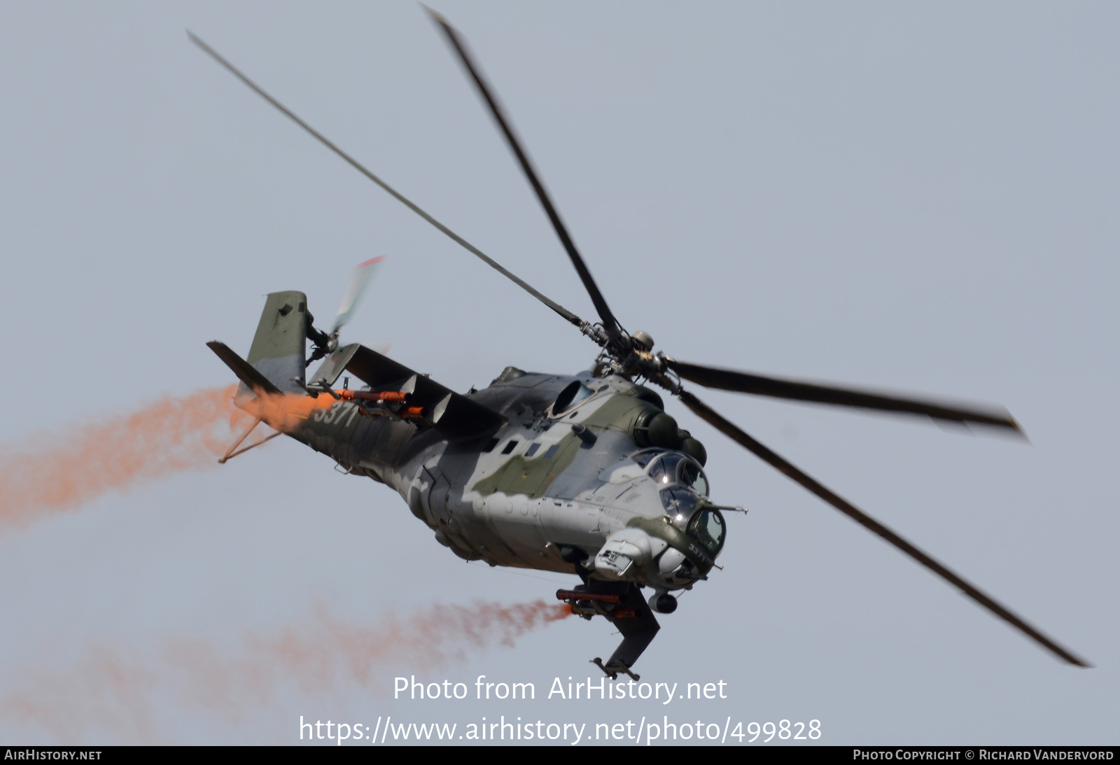 Aircraft Photo of 3371 | Mil Mi-35 | Czechia - Air Force | AirHistory ...