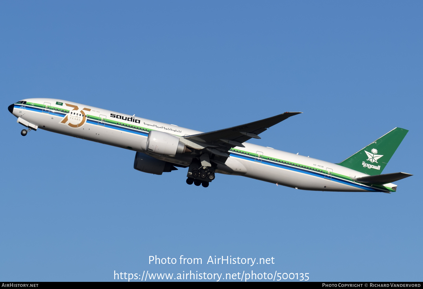 Aircraft Photo of HZ-AK28 | Boeing 777-368/ER | Saudia - Saudi Arabian Airlines | AirHistory.net #500135