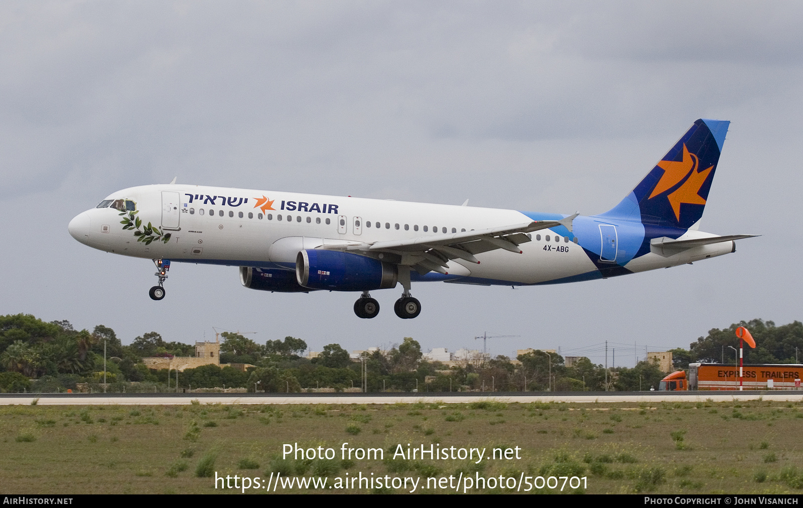 Aircraft Photo of 4X-ABG | Airbus A320-232 | Israir | AirHistory.net #500701