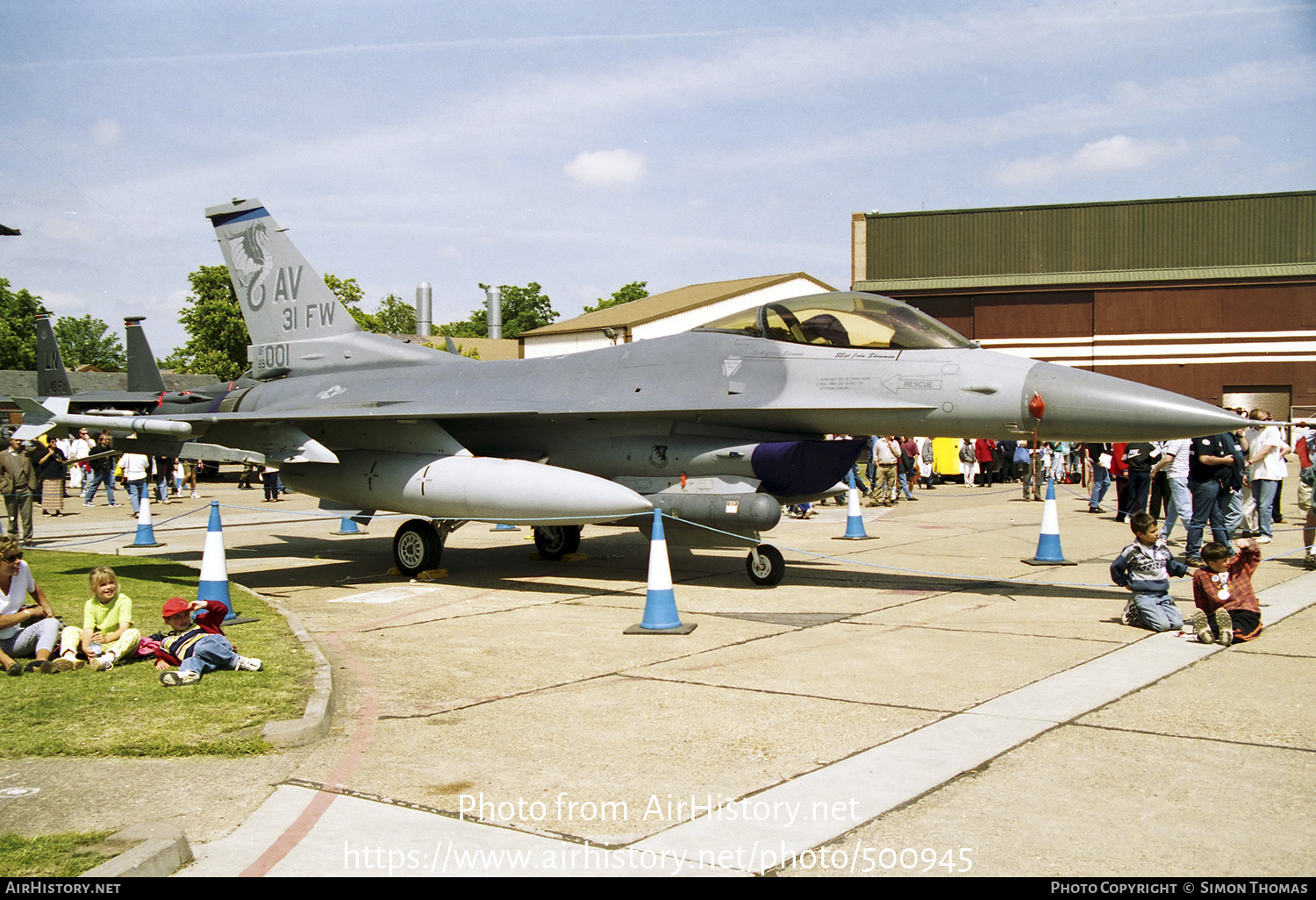 Aircraft Photo of 89-2001 / AF89-001 | General Dynamics F-16CG Fighting Falcon | USA - Air Force | AirHistory.net #500945