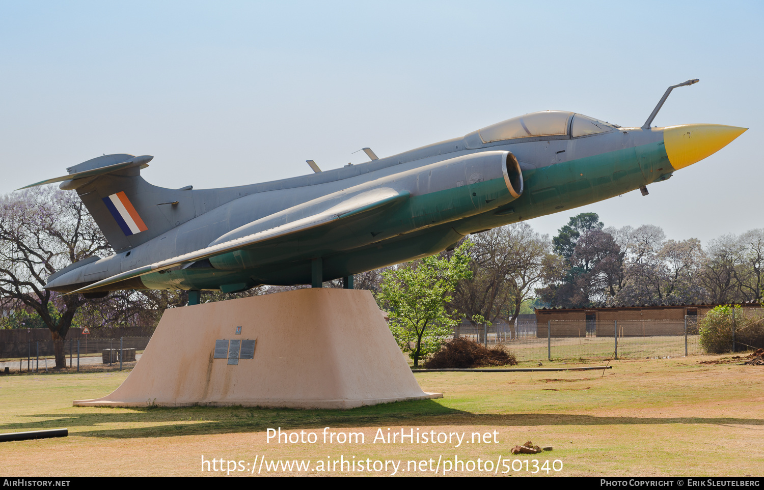 Aircraft Photo of 412 | Hawker Siddeley Buccaneer S50 | South Africa - Air Force | AirHistory.net #501340