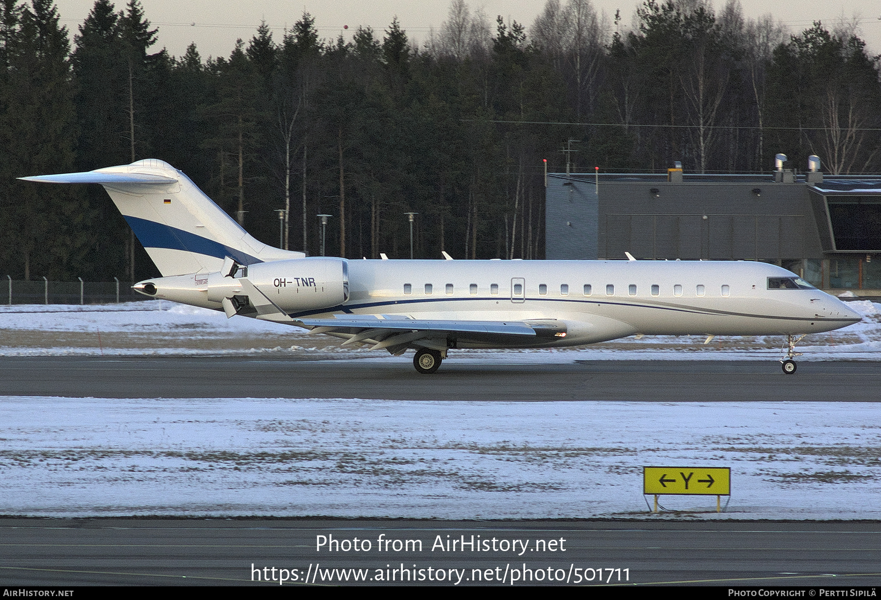 Aircraft Photo of OH-TNR | Bombardier Global Express (BD-700-1A10) | AirHistory.net #501711