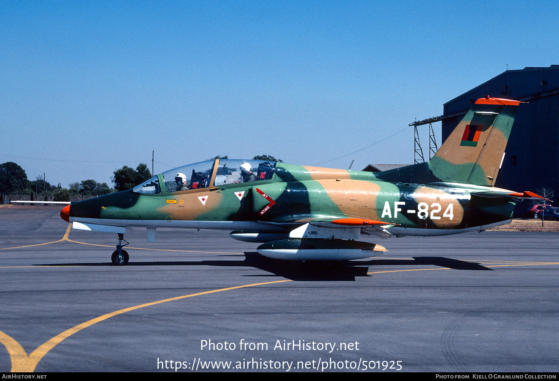 Aircraft Photo of AF-824 | Hongdu K-8 Karakorum | Zambia - Air Force | AirHistory.net #501925