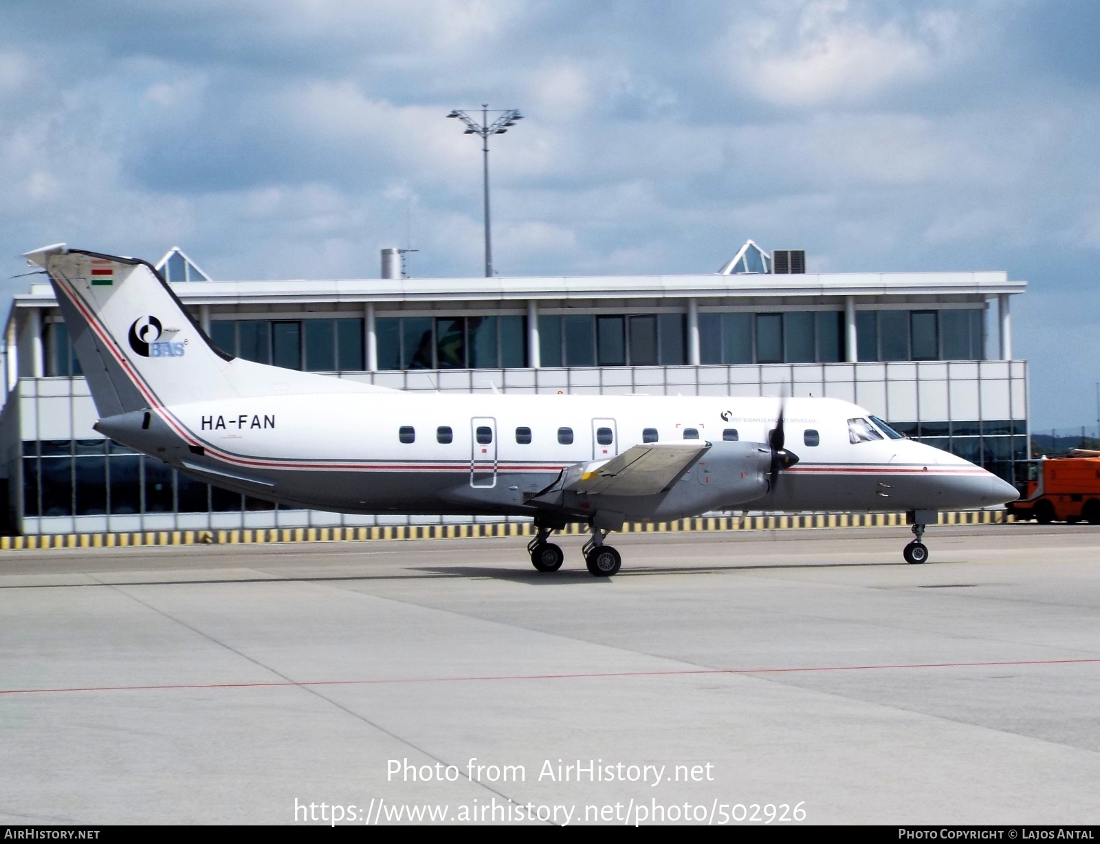 Aircraft Photo of HA-FAN | Embraer EMB-120ER Brasilia | BAS - Budapest Aircraft Service | AirHistory.net #502926