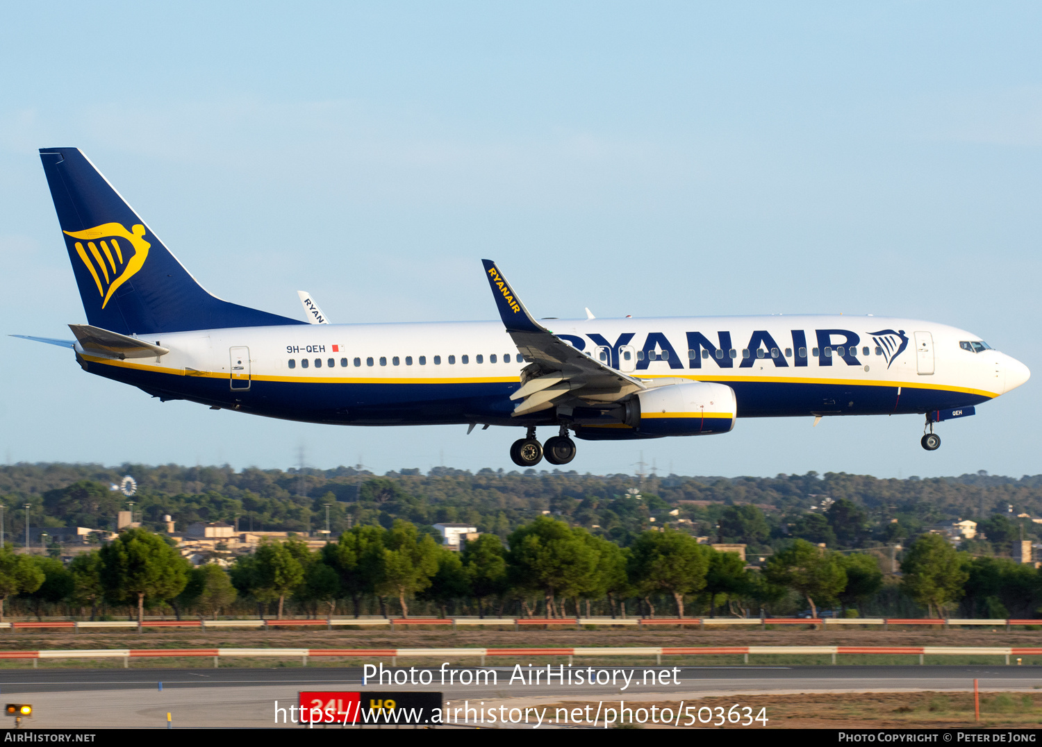 Aircraft Photo of 9H-QEH | Boeing 737-800 | Ryanair | AirHistory.net #503634