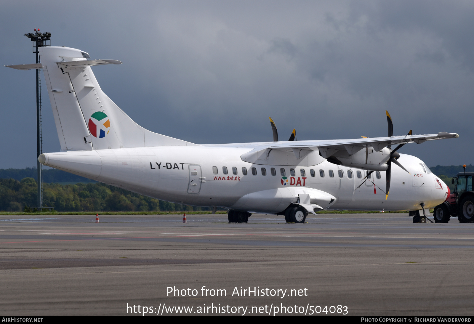 Aircraft Photo of LY-DAT | ATR ATR-42-500 | Danish Air Transport - DAT | AirHistory.net #504083