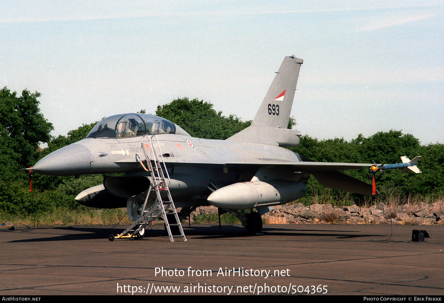 Aircraft Photo of 693 | General Dynamics F-16B Fighting Falcon | Norway - Air Force | AirHistory.net #504365