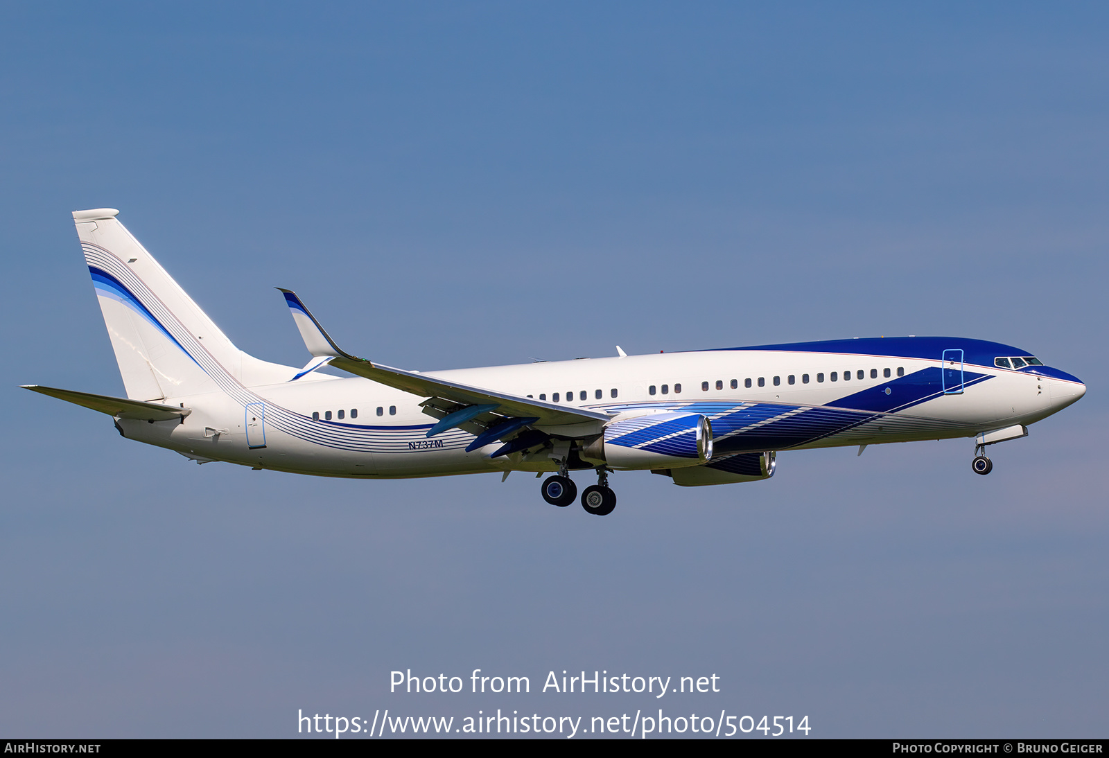 Aircraft Photo of N737M | Boeing 737-8EQ BBJ2 | AirHistory.net #504514