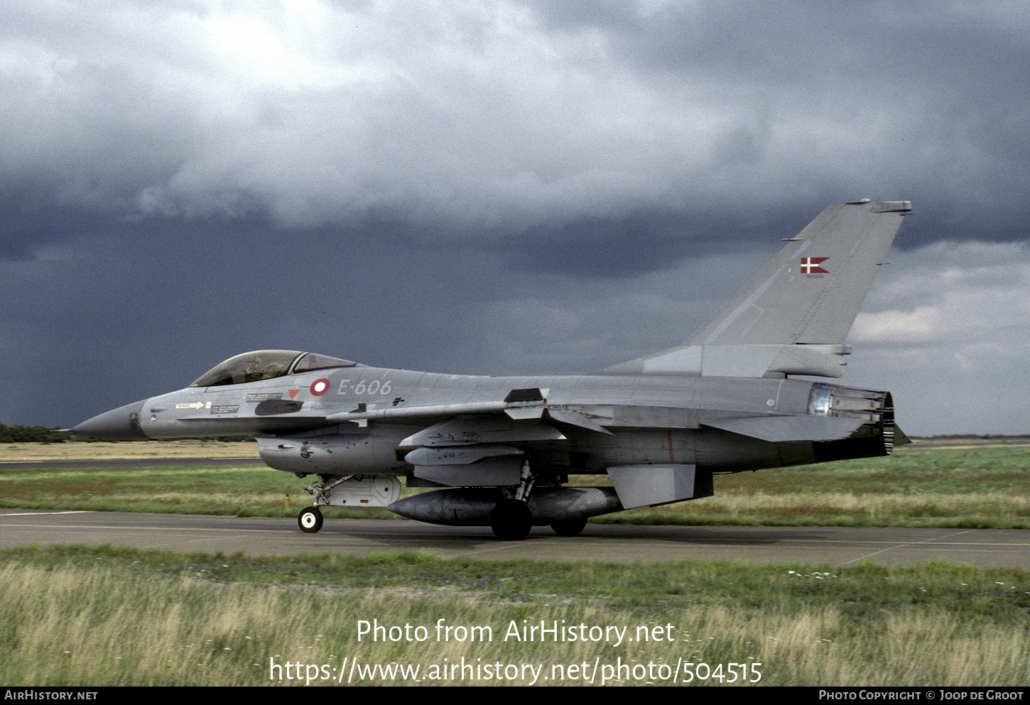 Aircraft Photo of E-606 | General Dynamics F-16A Fighting Falcon | Denmark - Air Force | AirHistory.net #504515