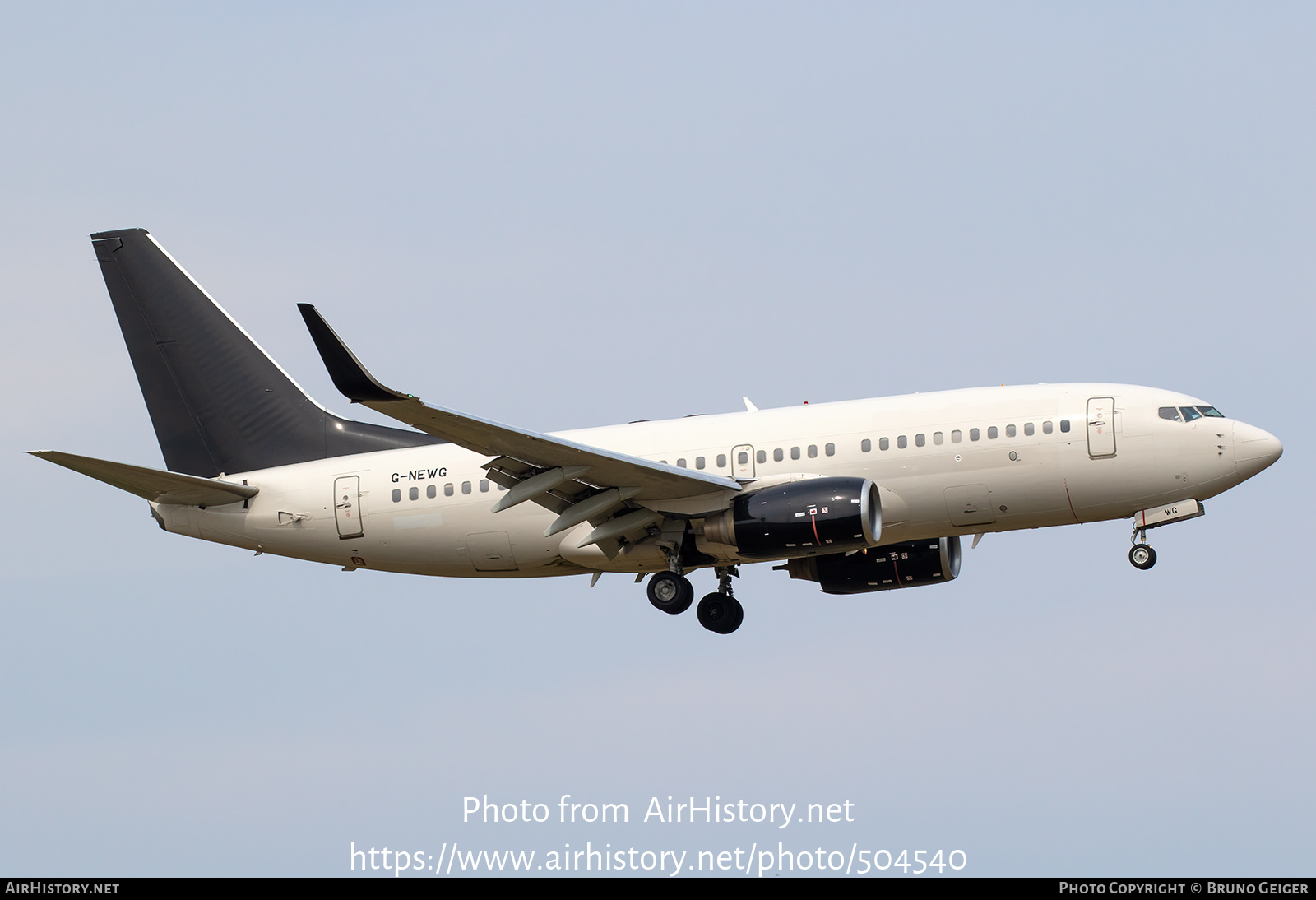 Aircraft Photo of G-NEWG | Boeing 737-76N | AirHistory.net #504540