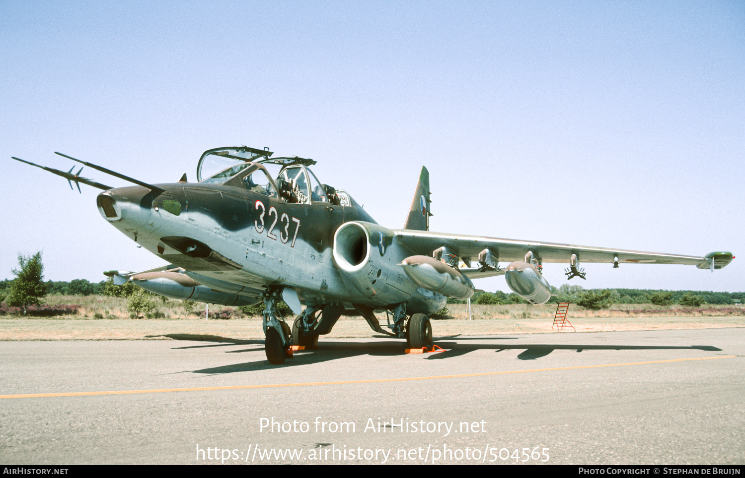 Aircraft Photo of 3237 | Sukhoi Su-25UBK | Czechoslovakia - Air Force | AirHistory.net #504565