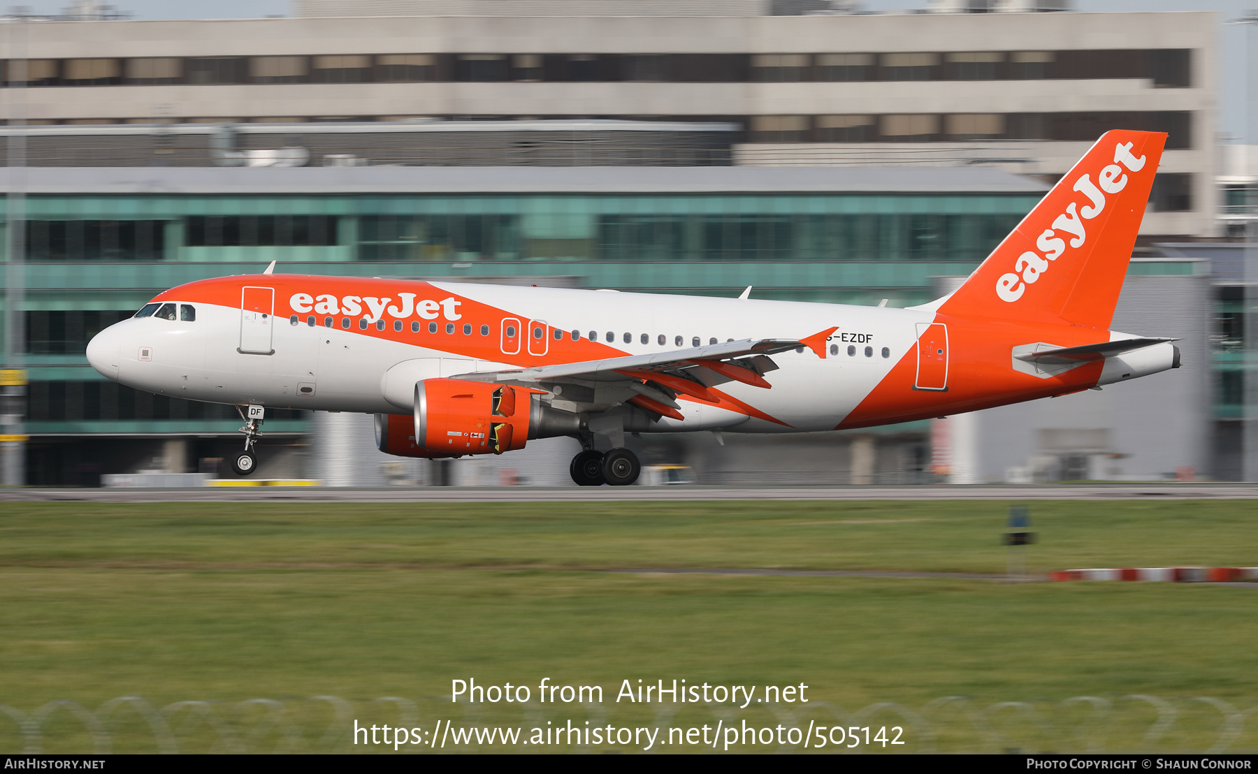 Aircraft Photo of G-EZDF | Airbus A319-111 | EasyJet | AirHistory.net #505142