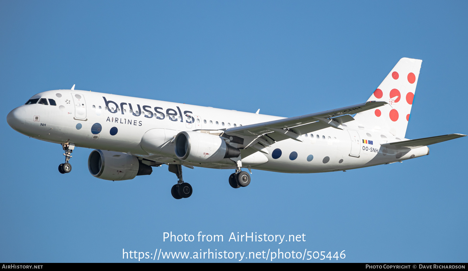 Aircraft Photo of OO-SNH | Airbus A320-214 | Brussels Airlines | AirHistory.net #505446