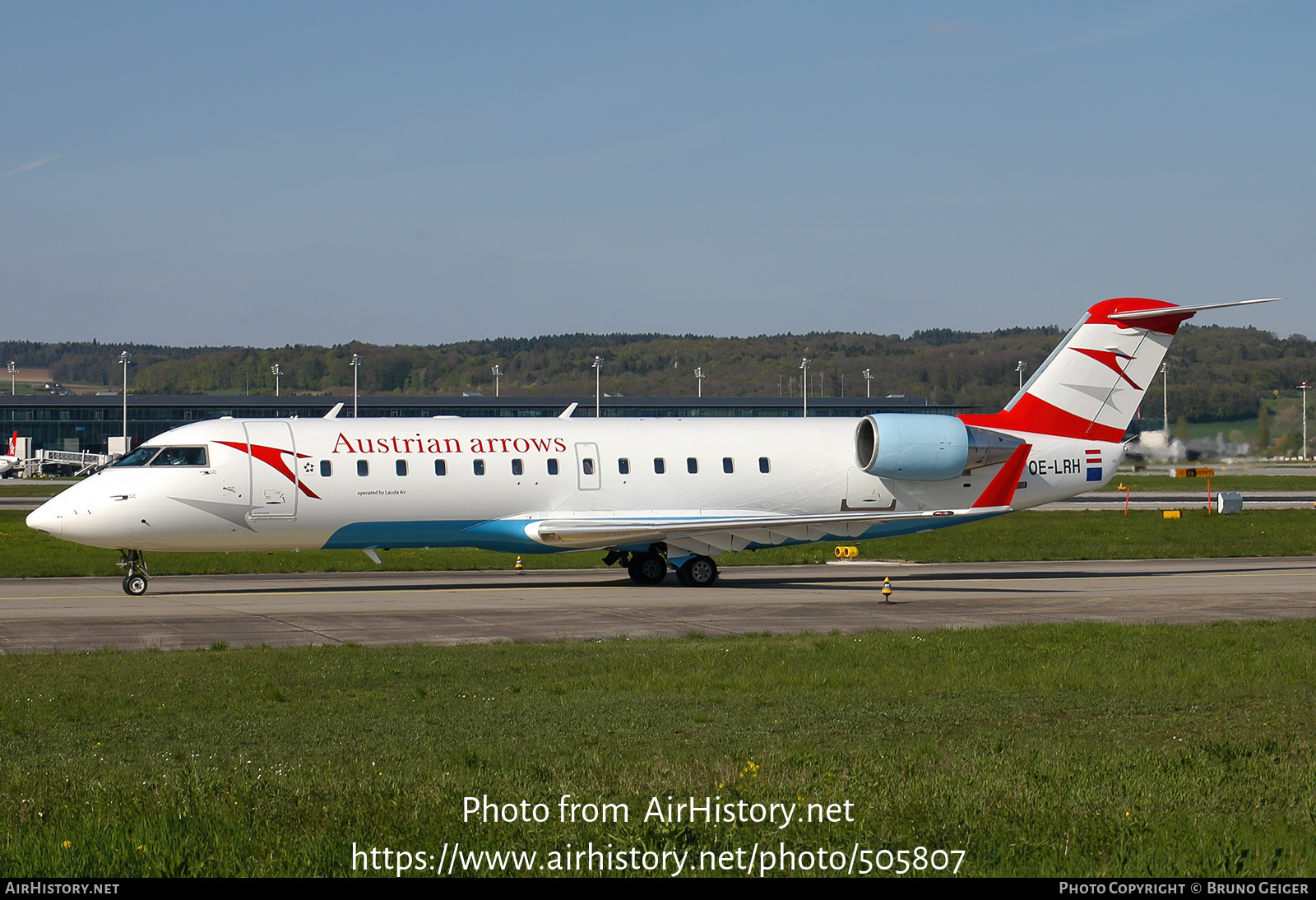 Aircraft Photo of OE-LRH | Canadair CRJ-100LR (CL-600-2B19) | Austrian Arrows | AirHistory.net #505807