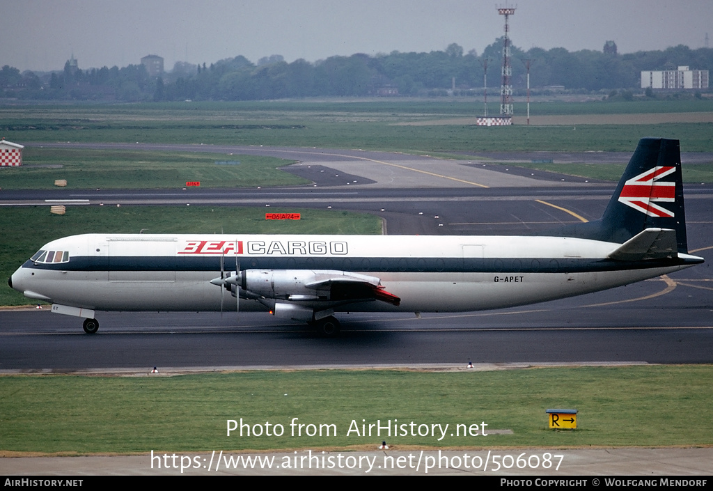 Aircraft Photo of G-APET | Vickers 953C Merchantman | BEA Cargo - British European Airways | AirHistory.net #506087