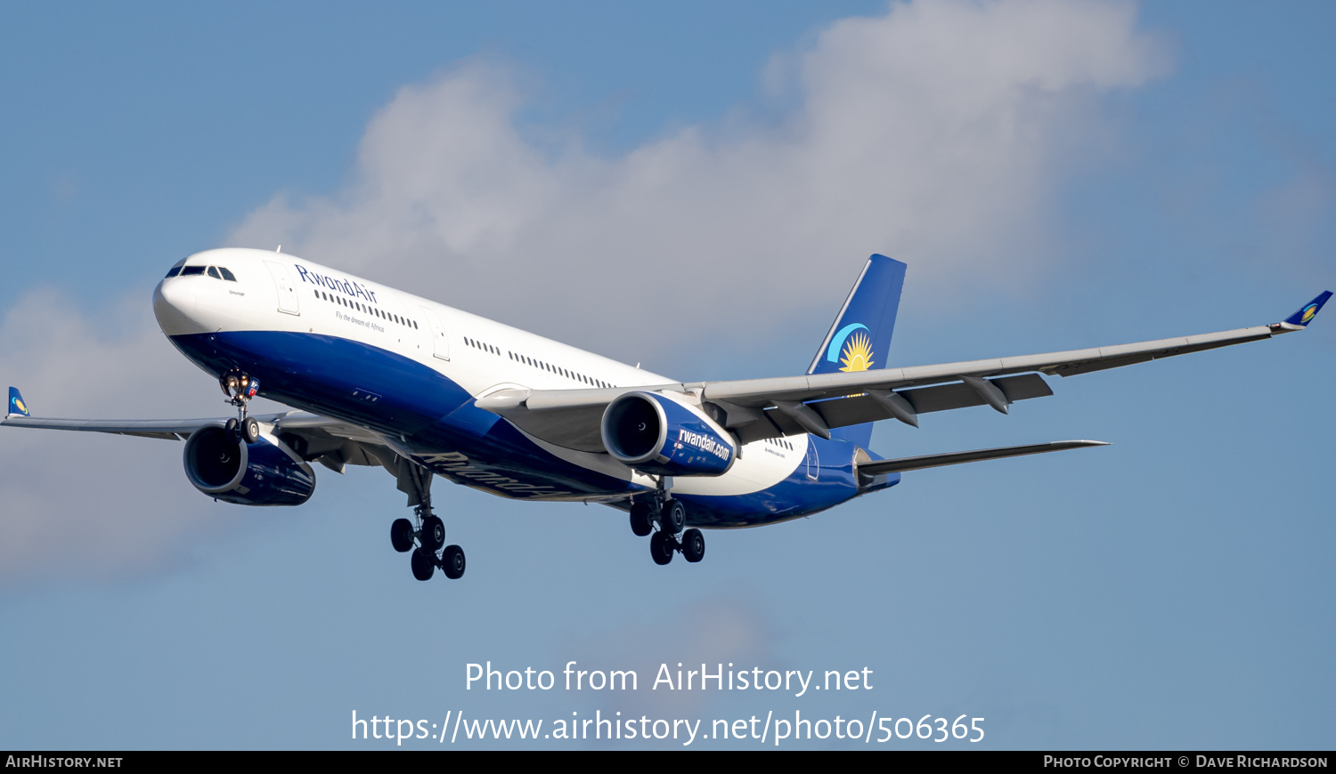 Aircraft Photo of 9XR-WP | Airbus A330-343 | RwandAir | AirHistory.net ...