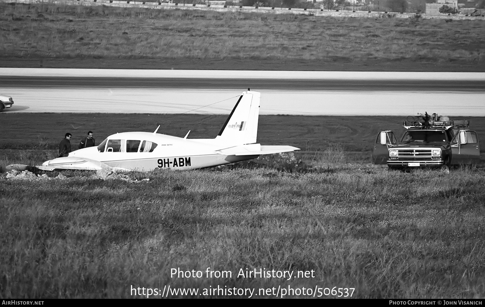 Aircraft Photo of 9H-ABM | Piper PA-23-250 Aztec E | Excelair | AirHistory.net #506537