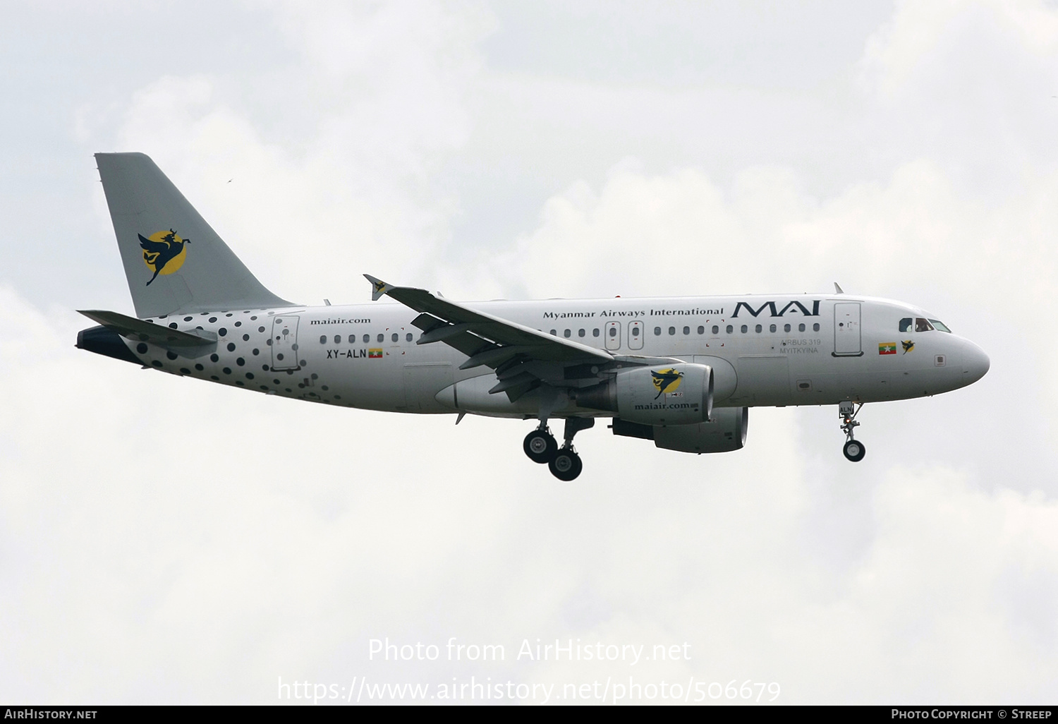 Aircraft Photo of XY-ALN | Airbus A319-112 | Myanmar Airways International - MAI | AirHistory.net #506679