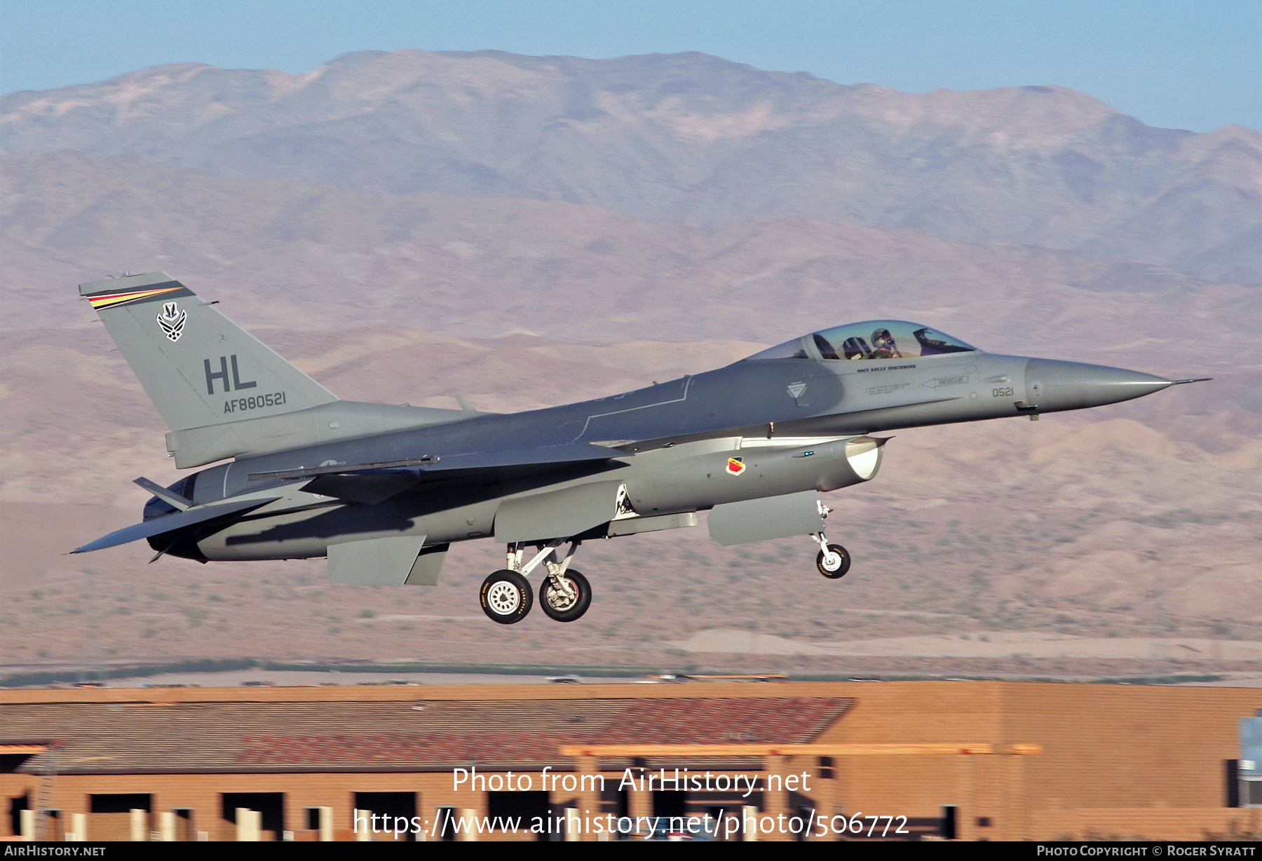 Aircraft Photo of 88-0521 / AF88-521 | General Dynamics F-16CM Fighting Falcon | USA - Air Force | AirHistory.net #506772