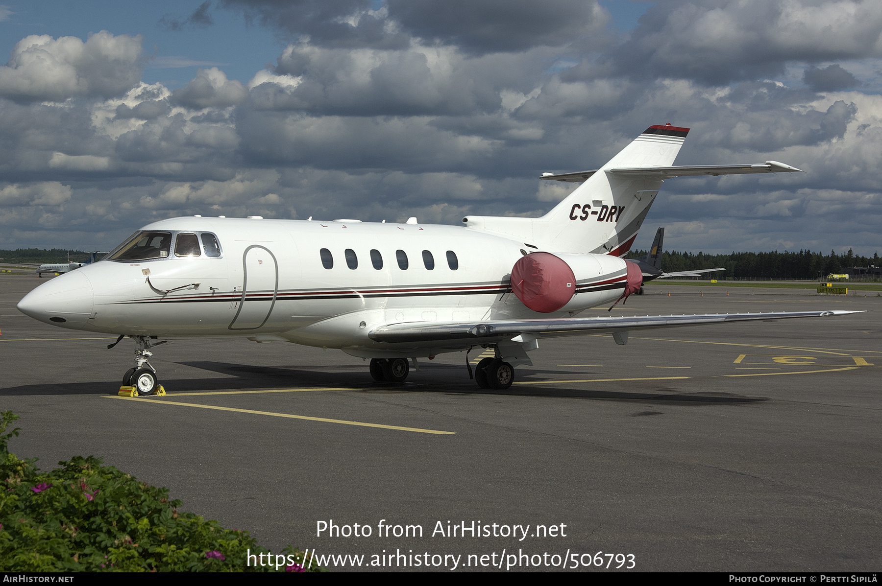 Aircraft Photo of CS-DRY | Raytheon Hawker 800XPi | AirHistory.net #506793