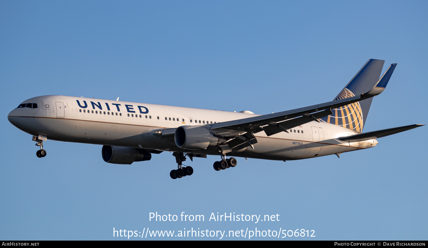 Aircraft Photo of N673UA | Boeing 767-322/ER | United Airlines | AirHistory.net #506812