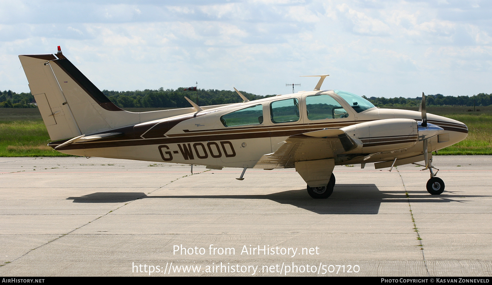 Aircraft Photo of G-WOOD | Beech B55A Baron (95-B55) | AirHistory.net #507120