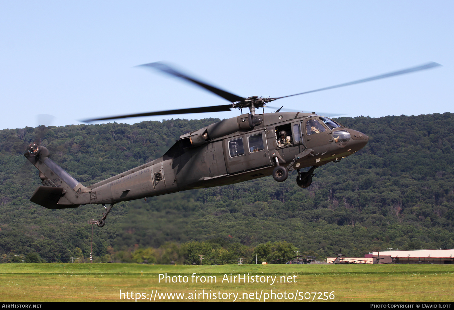 Aircraft Photo of 79-23295 / 0-23295 | Sikorsky UH-60A Black Hawk (S-70A) | USA - Army | AirHistory.net #507256