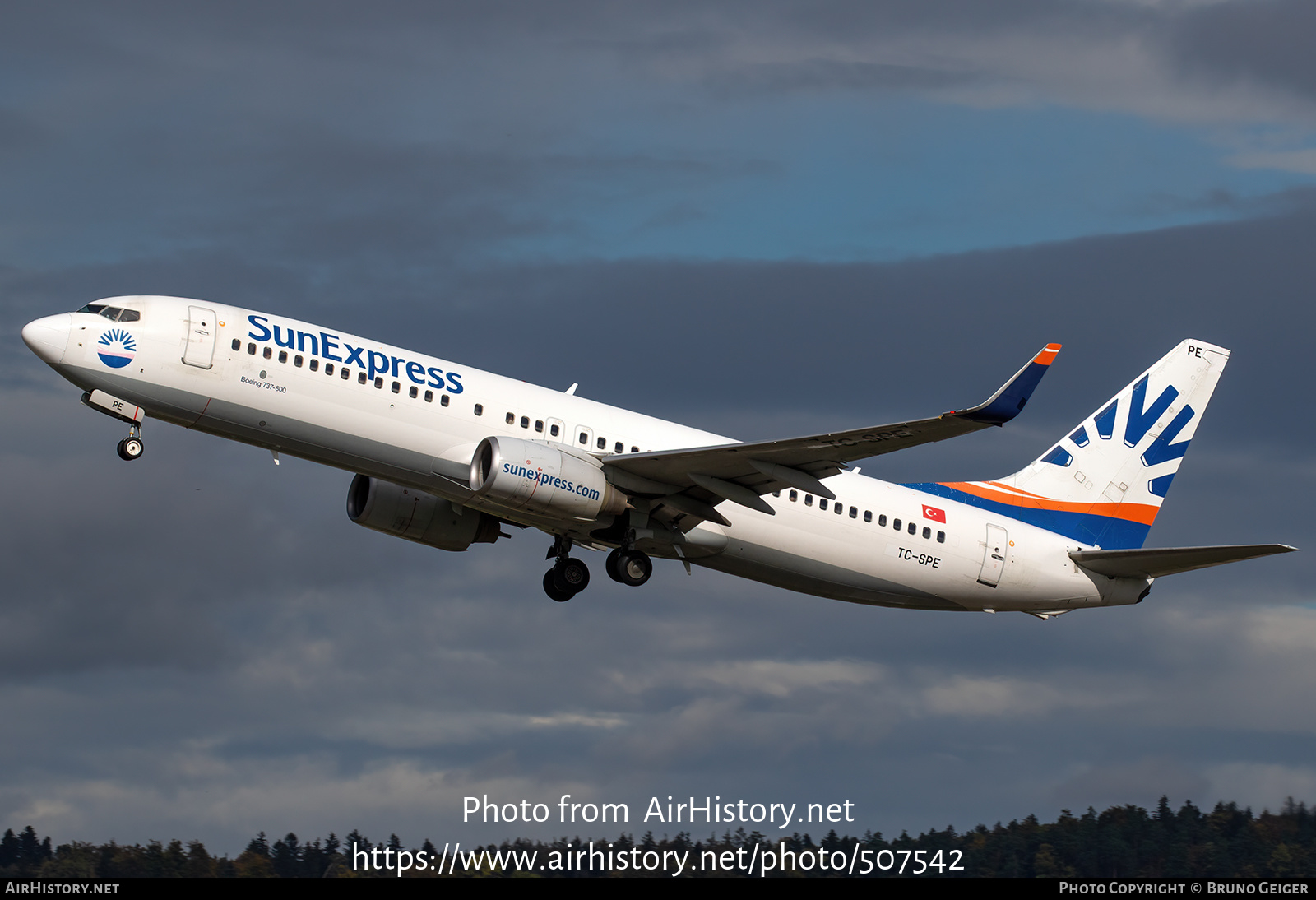 Aircraft Photo of TC-SPE | Boeing 737-8HC | SunExpress | AirHistory.net #507542