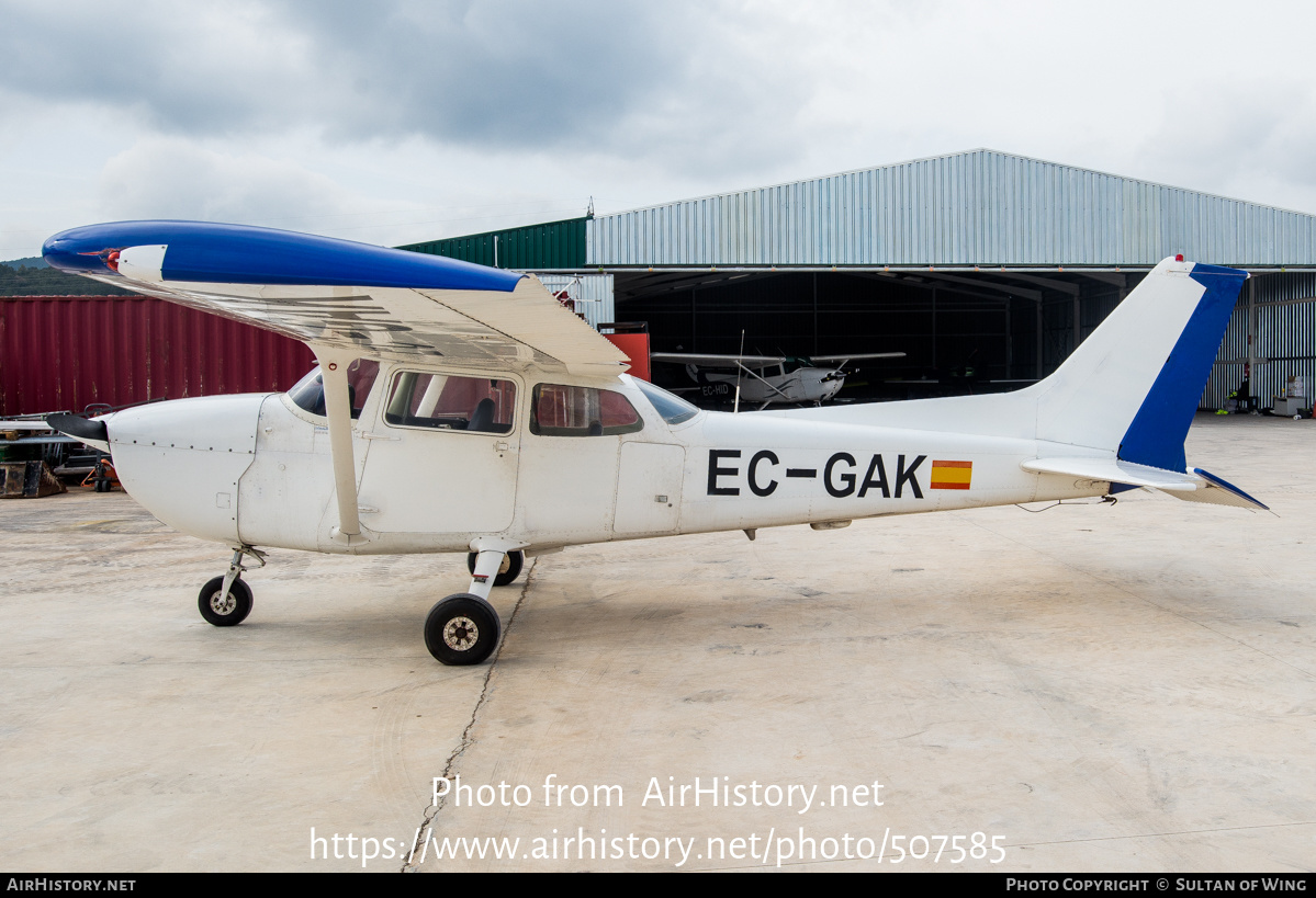 Aircraft Photo of EC-GAK | Cessna 172N | AirHistory.net #507585