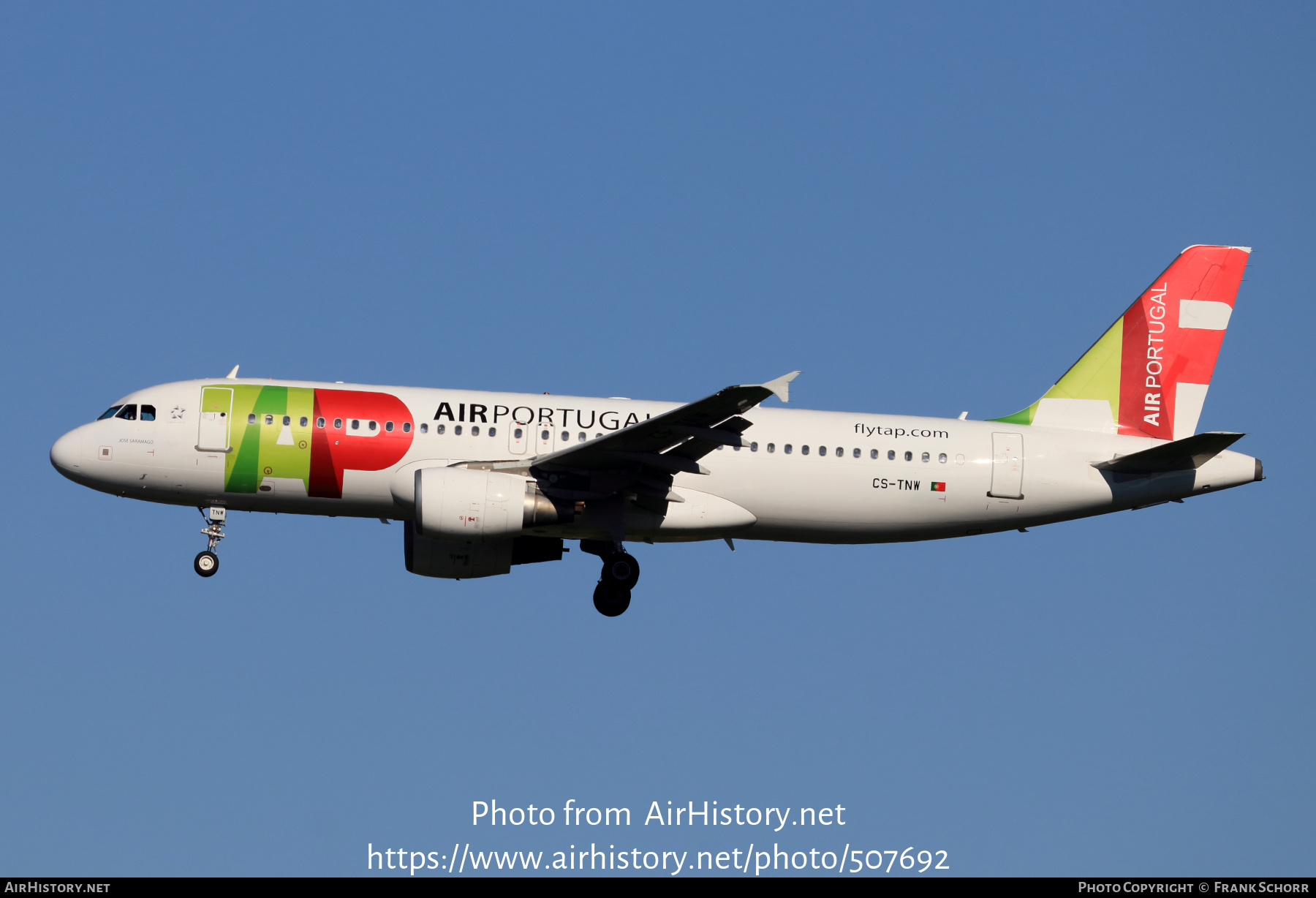 Aircraft Photo of CS-TNW | Airbus A320-214 | TAP Air Portugal | AirHistory.net #507692