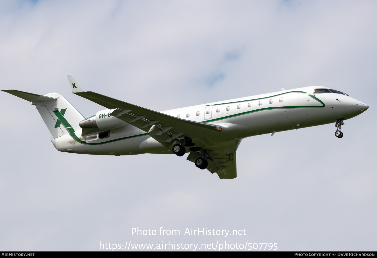 Aircraft Photo of 9H-BOO | Bombardier Challenger 850 (CRJ-200SE/CL-600-2B19) | AirX Charter | AirHistory.net #507795