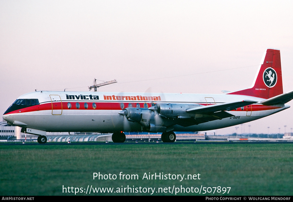 Aircraft Photo of G-BAFK | Vickers 952 Vanguard | Invicta International Airlines | AirHistory.net #507897