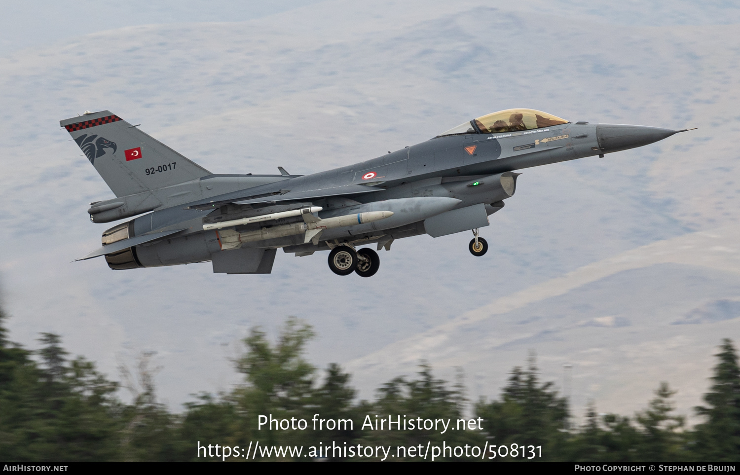 Aircraft Photo of 92-0017 | Lockheed Martin F-16C Fighting Falcon | Turkey - Air Force | AirHistory.net #508131