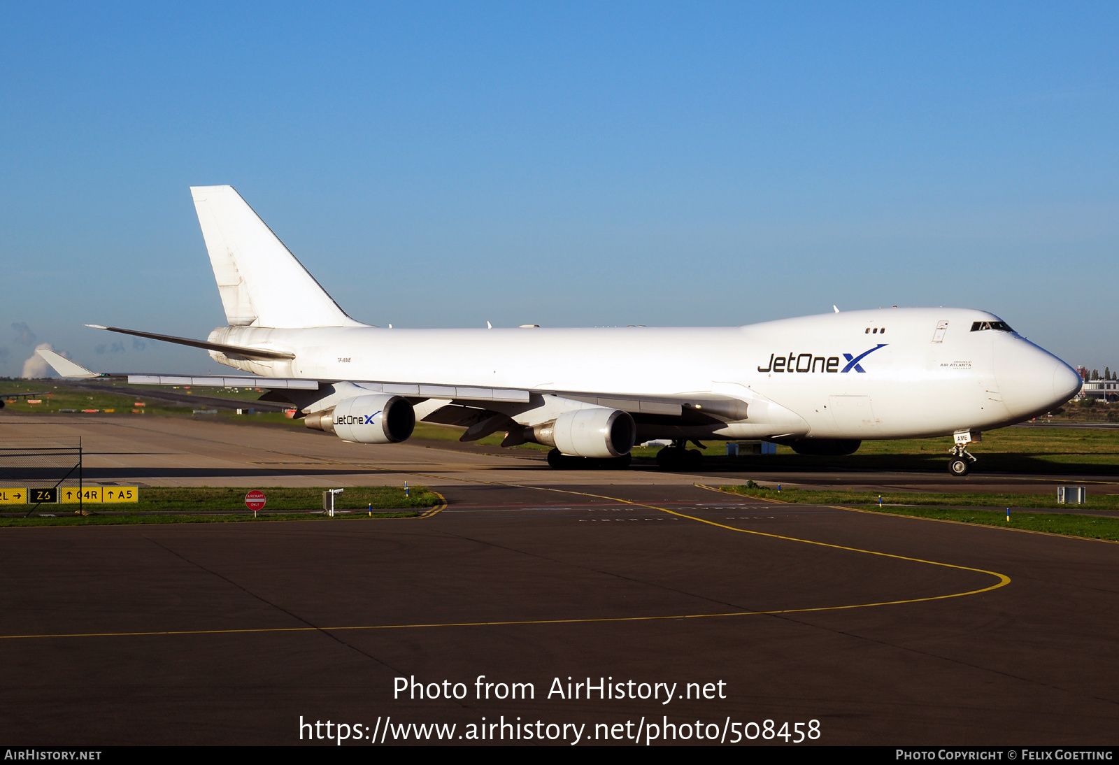 Aircraft Photo of TF-AME | Boeing 747-409F/SCD | JetOneX | AirHistory.net #508458