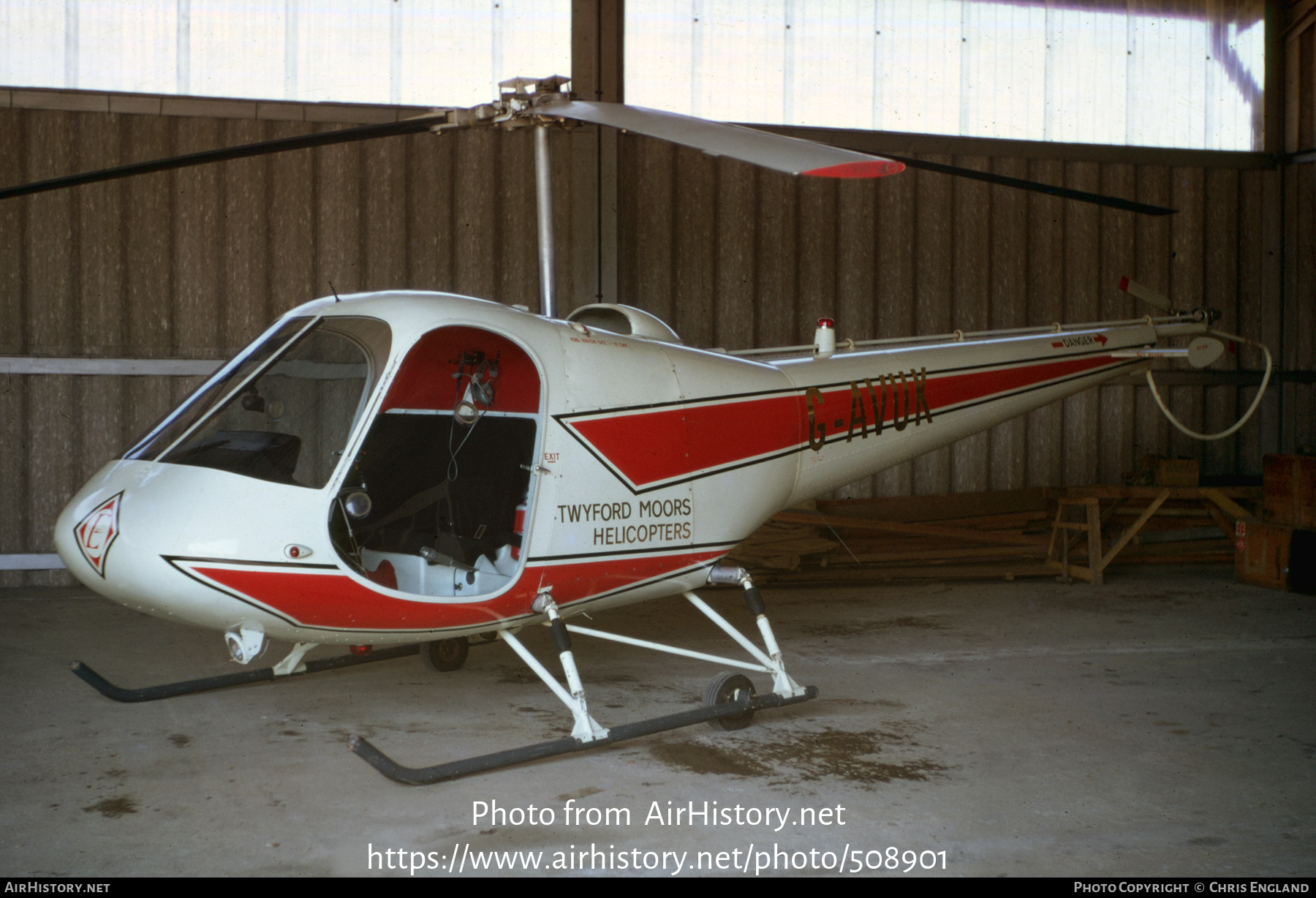 Aircraft Photo of G-AVUK | Enstrom F-28A | Twyford Moors Helicopters - TMH | AirHistory.net #508901