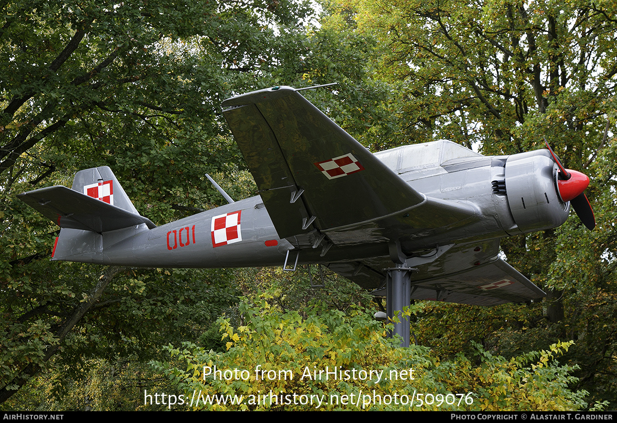 Aircraft Photo of 001 | PZL-Mielec TS-8 Bies | Poland - Navy | AirHistory.net #509076