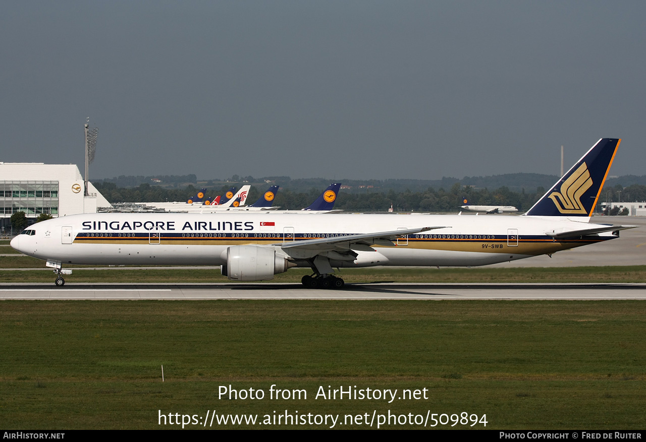 Aircraft Photo of 9V-SWB | Boeing 777-312/ER | Singapore Airlines | AirHistory.net #509894