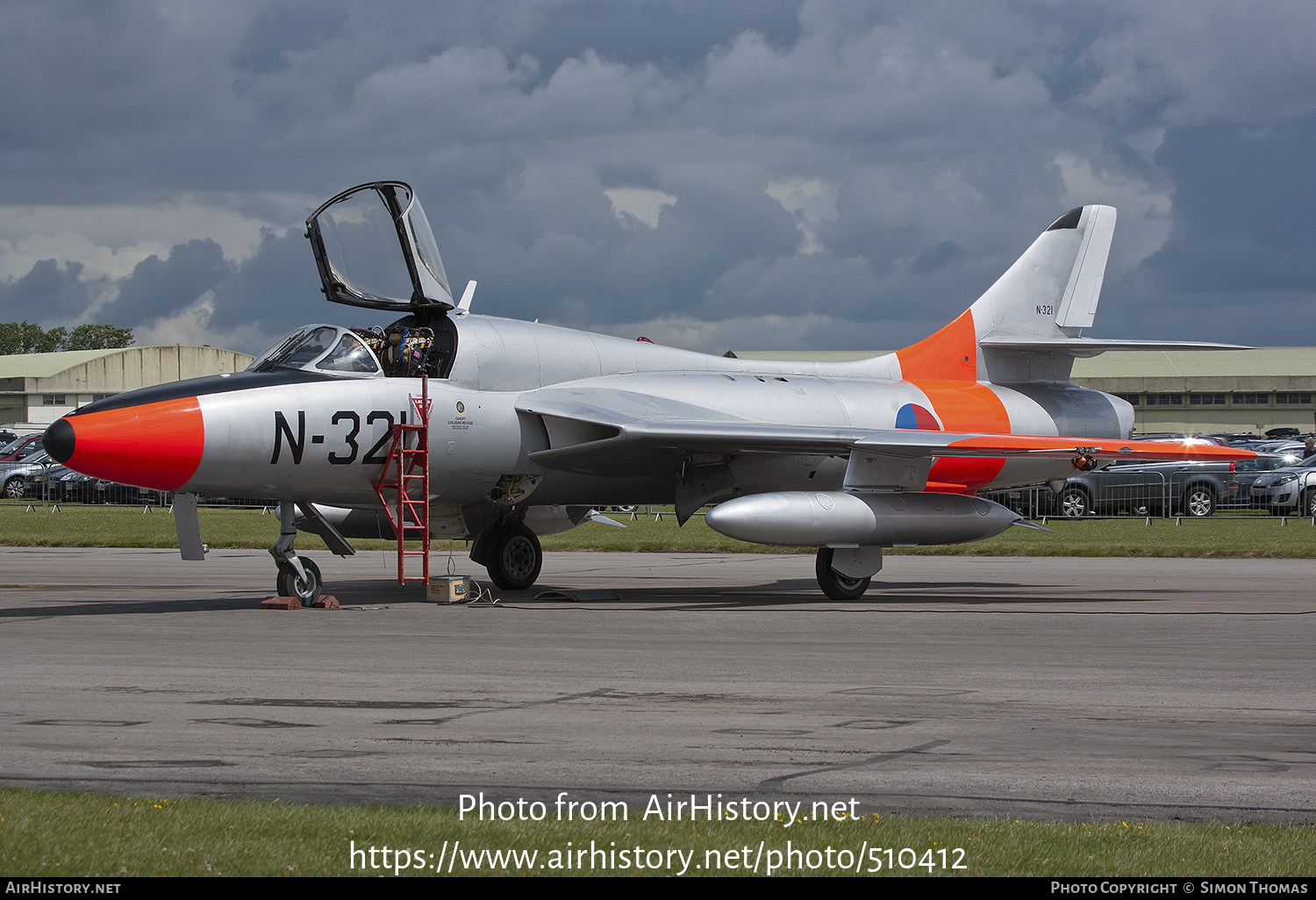 Aircraft Photo of G-BWGL | Hawker Hunter T8C | Netherlands - Air Force | AirHistory.net #510412