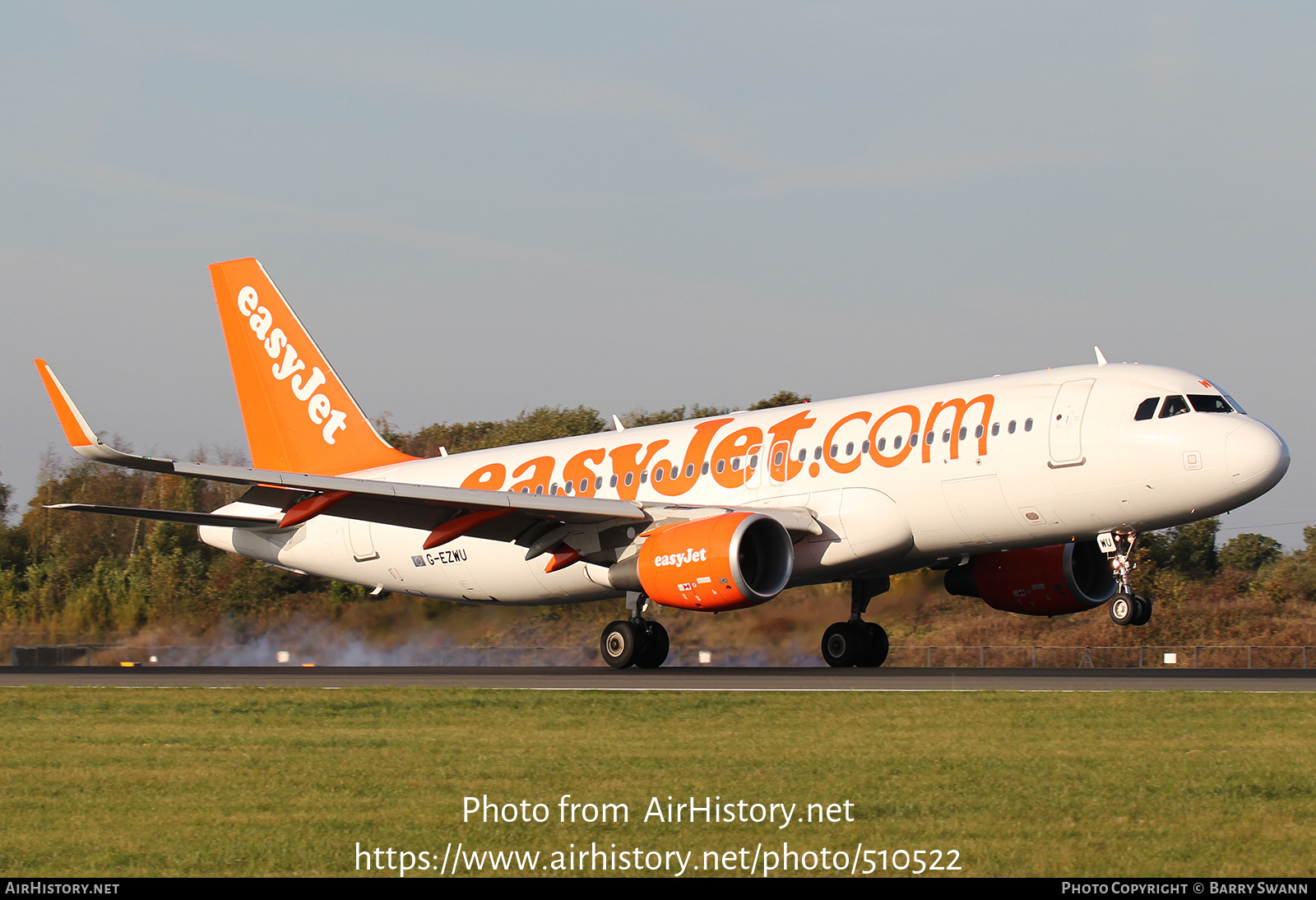 Aircraft Photo of G-EZWU | Airbus A320-214 | EasyJet | AirHistory.net #510522