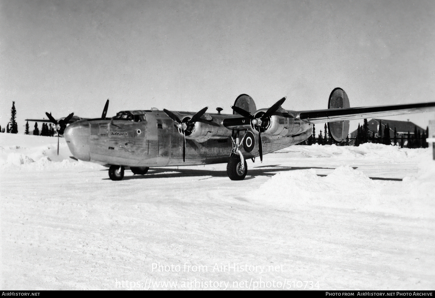 Aircraft Photo of 3704 | Consolidated B-24D Liberator | Canada - Air Force | AirHistory.net #510734