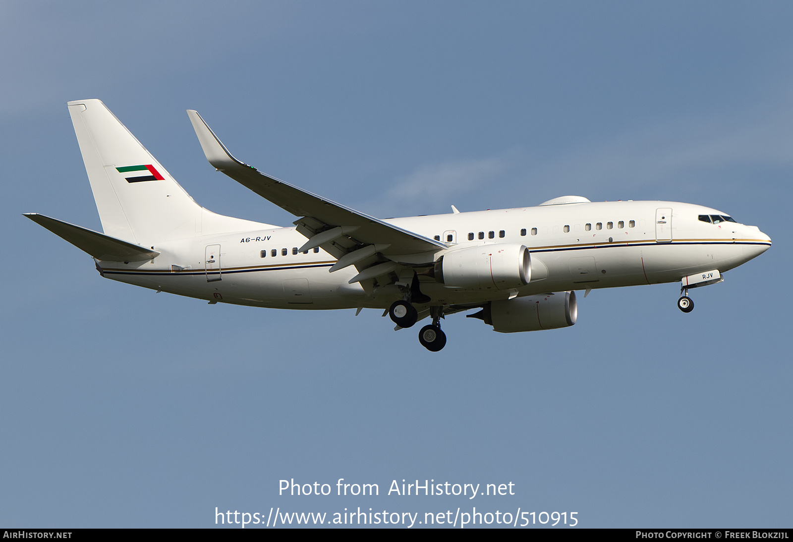 Aircraft Photo of A6-RJV | Boeing 737-77W BBJ | Royal Jet | AirHistory ...