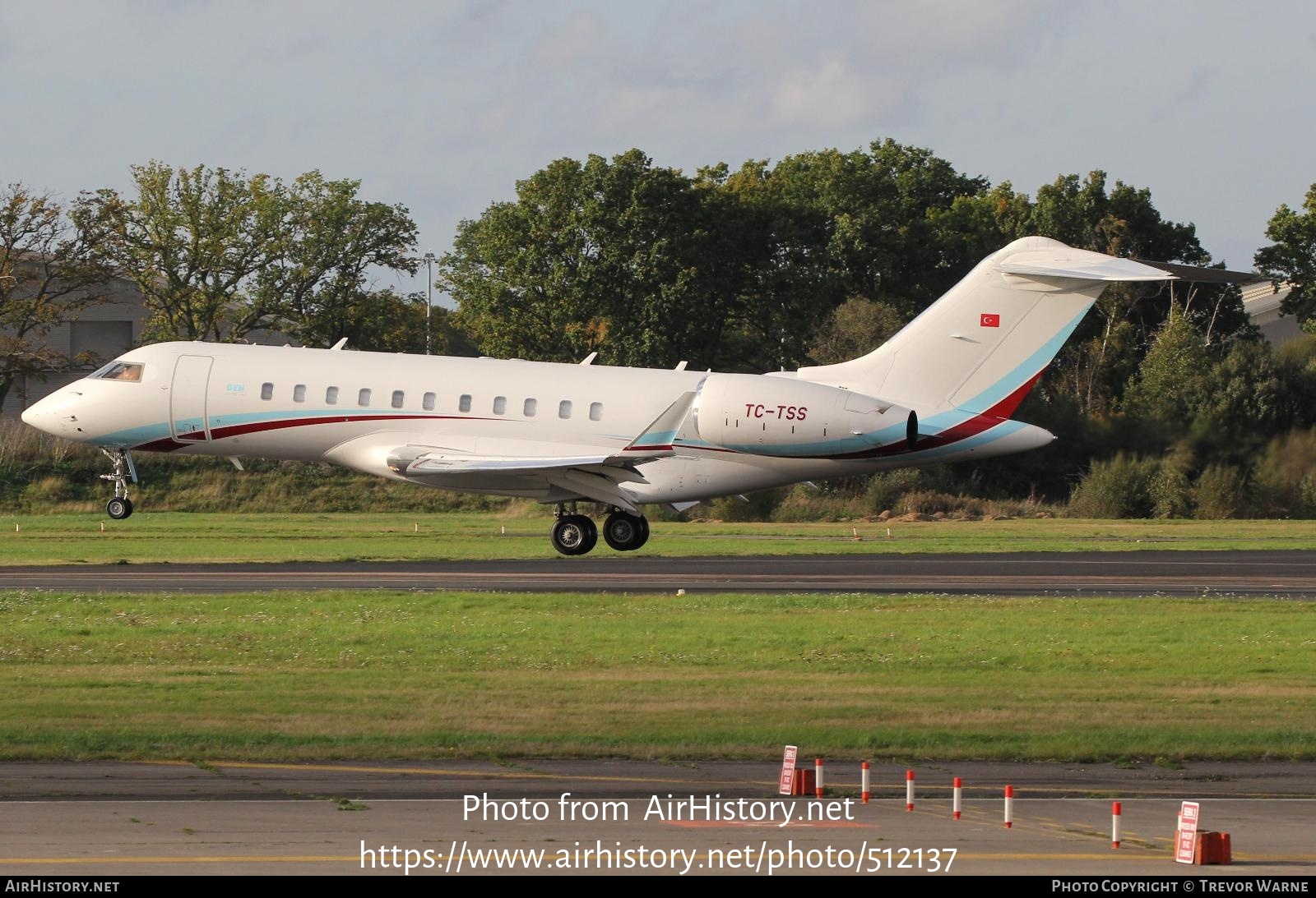 Aircraft Photo of TC-TSS | Bombardier Global 5000 (BD-700-1A11) | AirHistory.net #512137