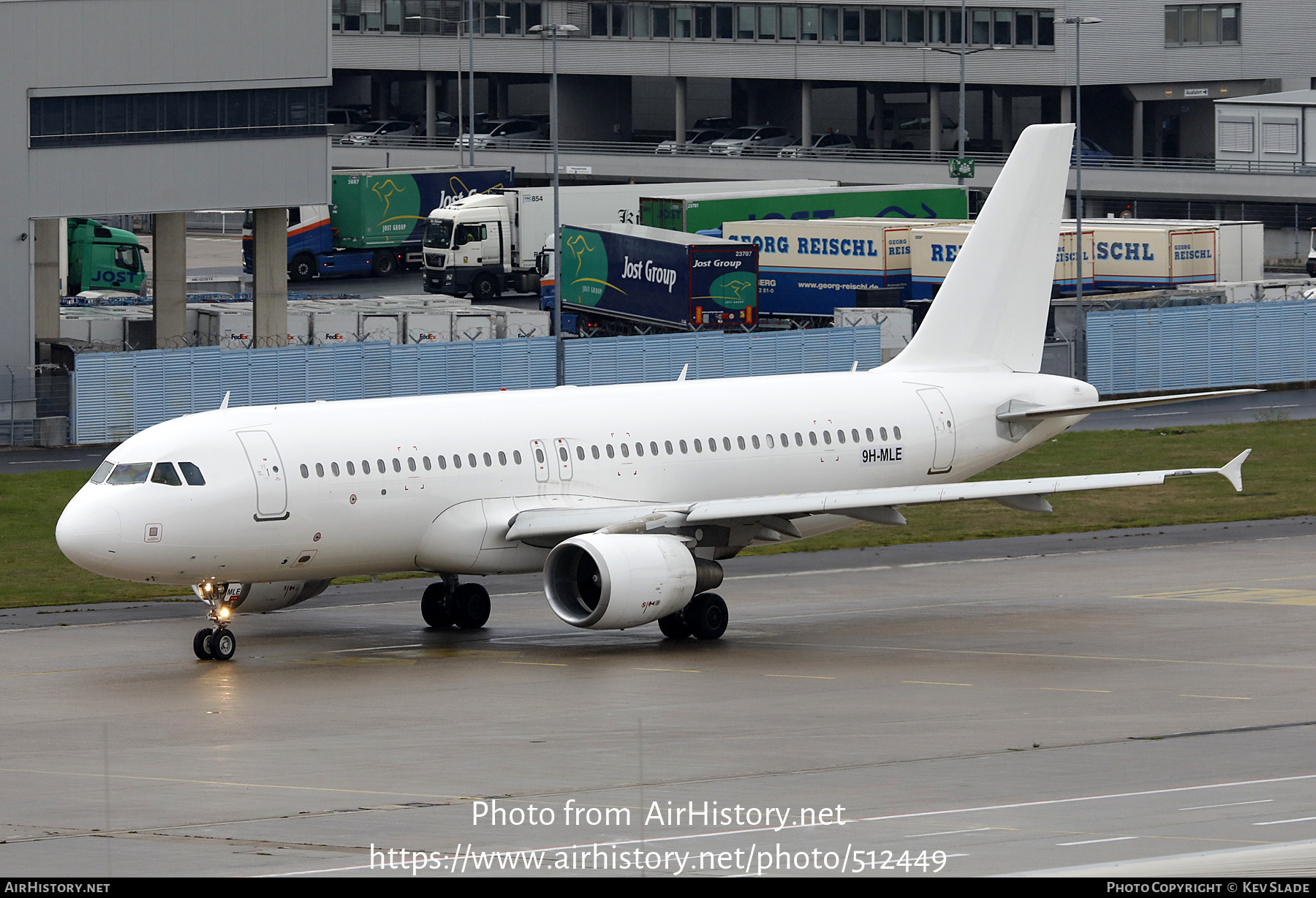 Aircraft Photo of 9H-MLE | Airbus A320-214 | AirHistory.net #512449