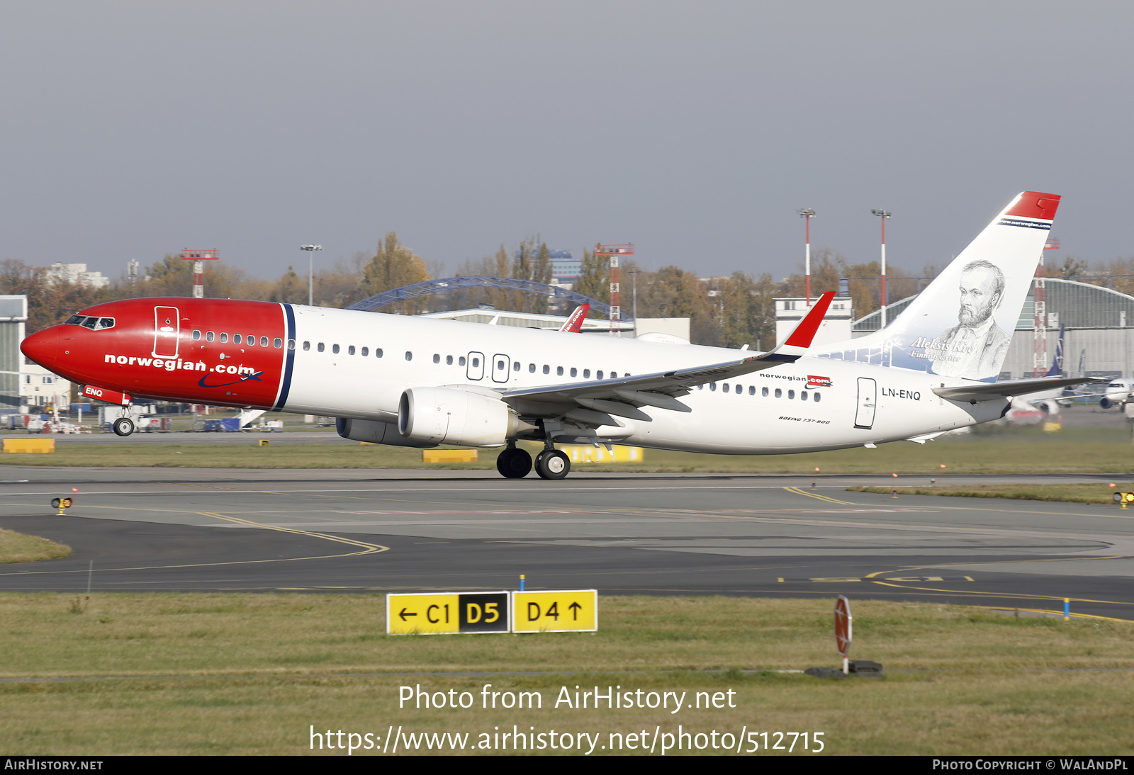 Aircraft Photo of LN-ENQ | Boeing 737-800 | Norwegian | AirHistory.net #512715