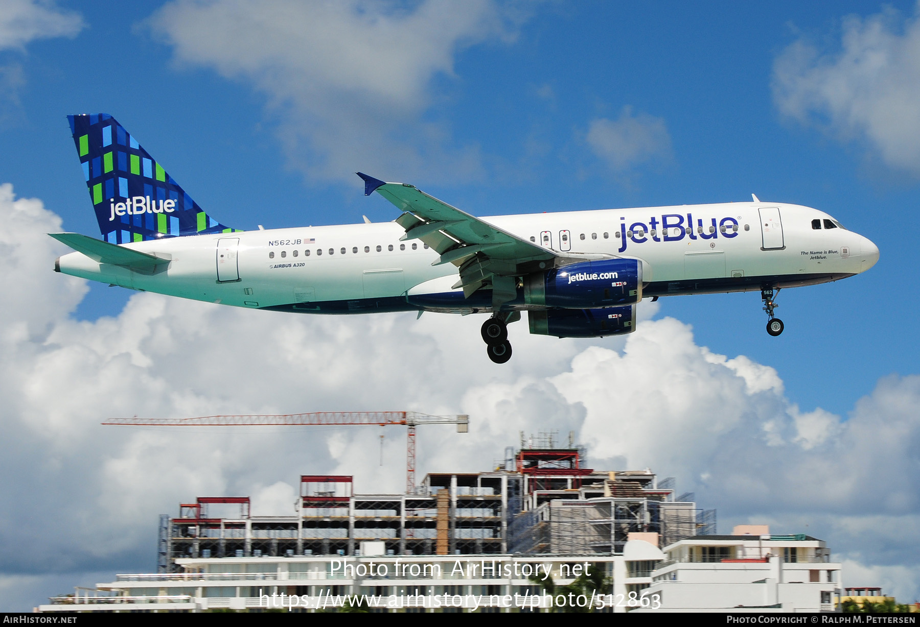 Aircraft Photo of N562JB | Airbus A320-232 | JetBlue Airways | AirHistory.net #512863